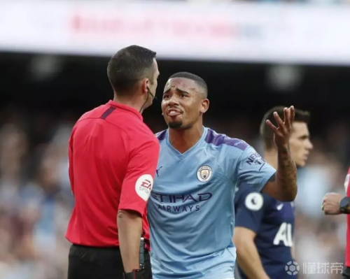  罗马客场遭遇门线悬案VAR判定引发争议  