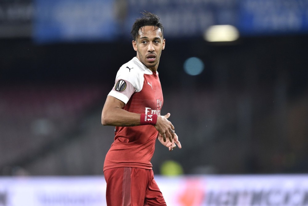  阿森纳零封热刺，萨利巴铁闸封神  