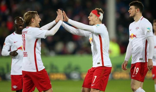  莱比锡红牛新星恩昆库荣膺月度最佳球员  